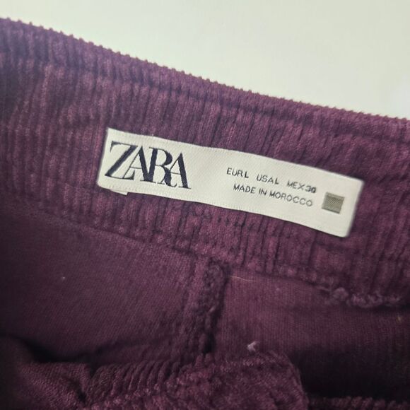 Zara Women's Burgundy Ribbed‎ Corduroy Slash Pocket A-Line Mini Skirt Size Large - Picture 3 of 6